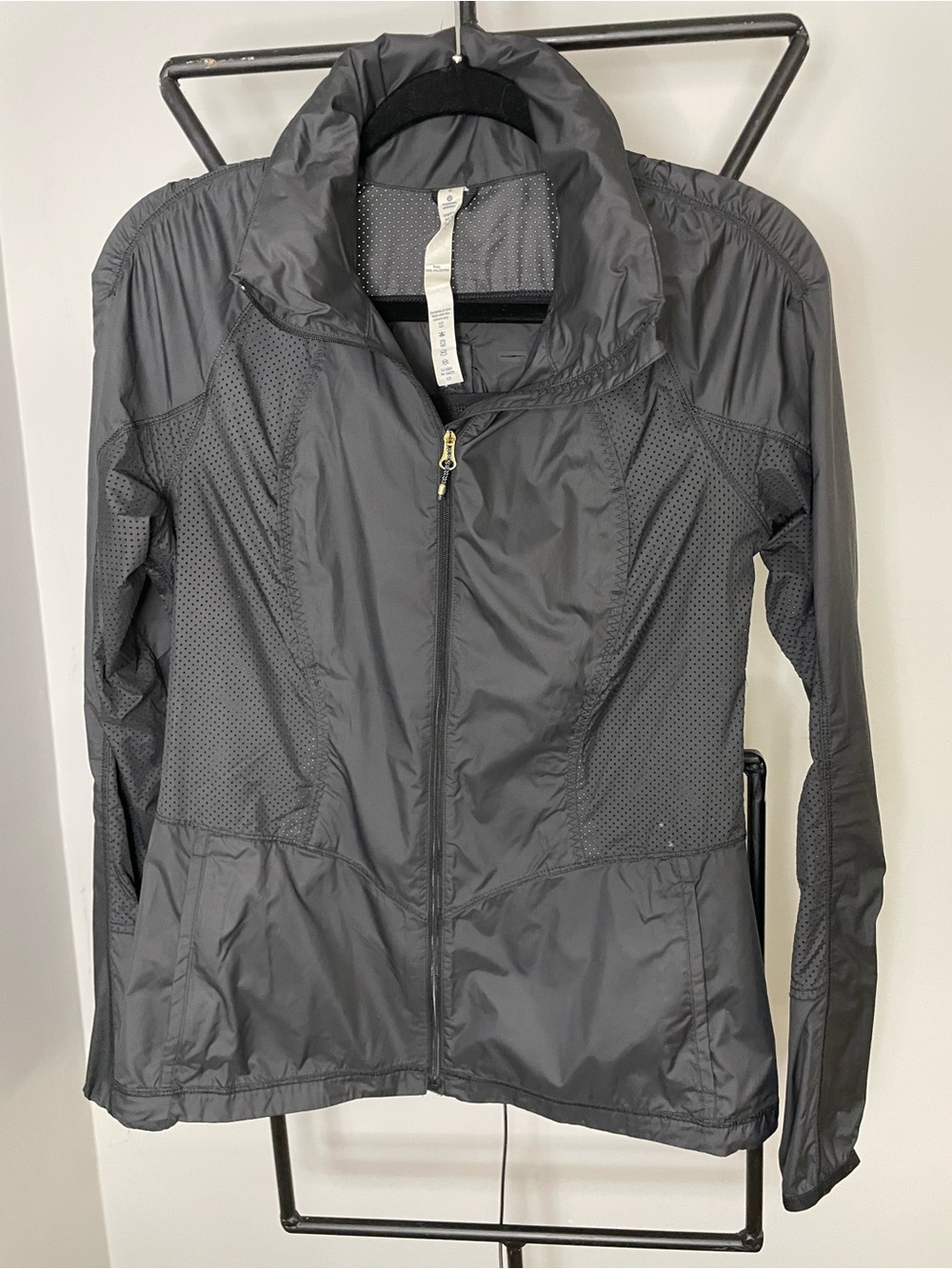 Lululemon Reflective Lightweight Wind Breaker Jacket